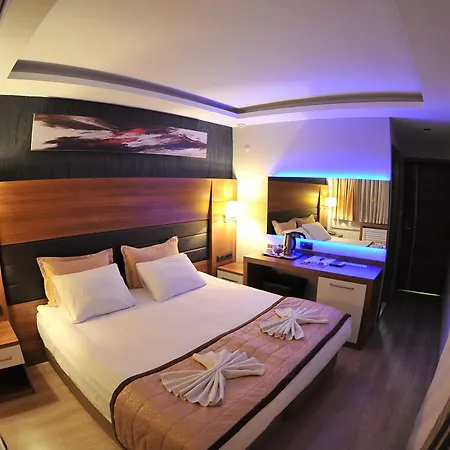Hotel Kabacam 3*